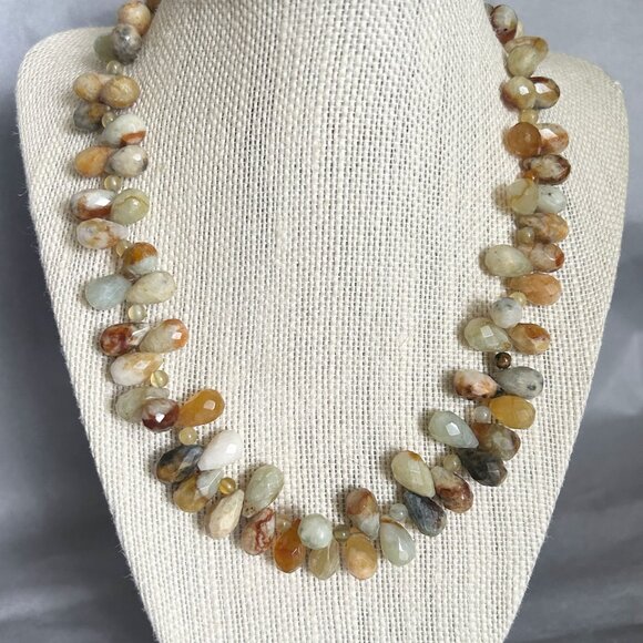 Natural Gemstone Beaded Necklace ~ Faceted Teardrop Agate Stones ~ Handmade - Picture 5 of 6